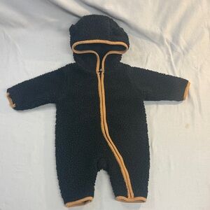 Northern - Cozy Sherpa Newborn full zip Hooded Bunting Bag with tan trim